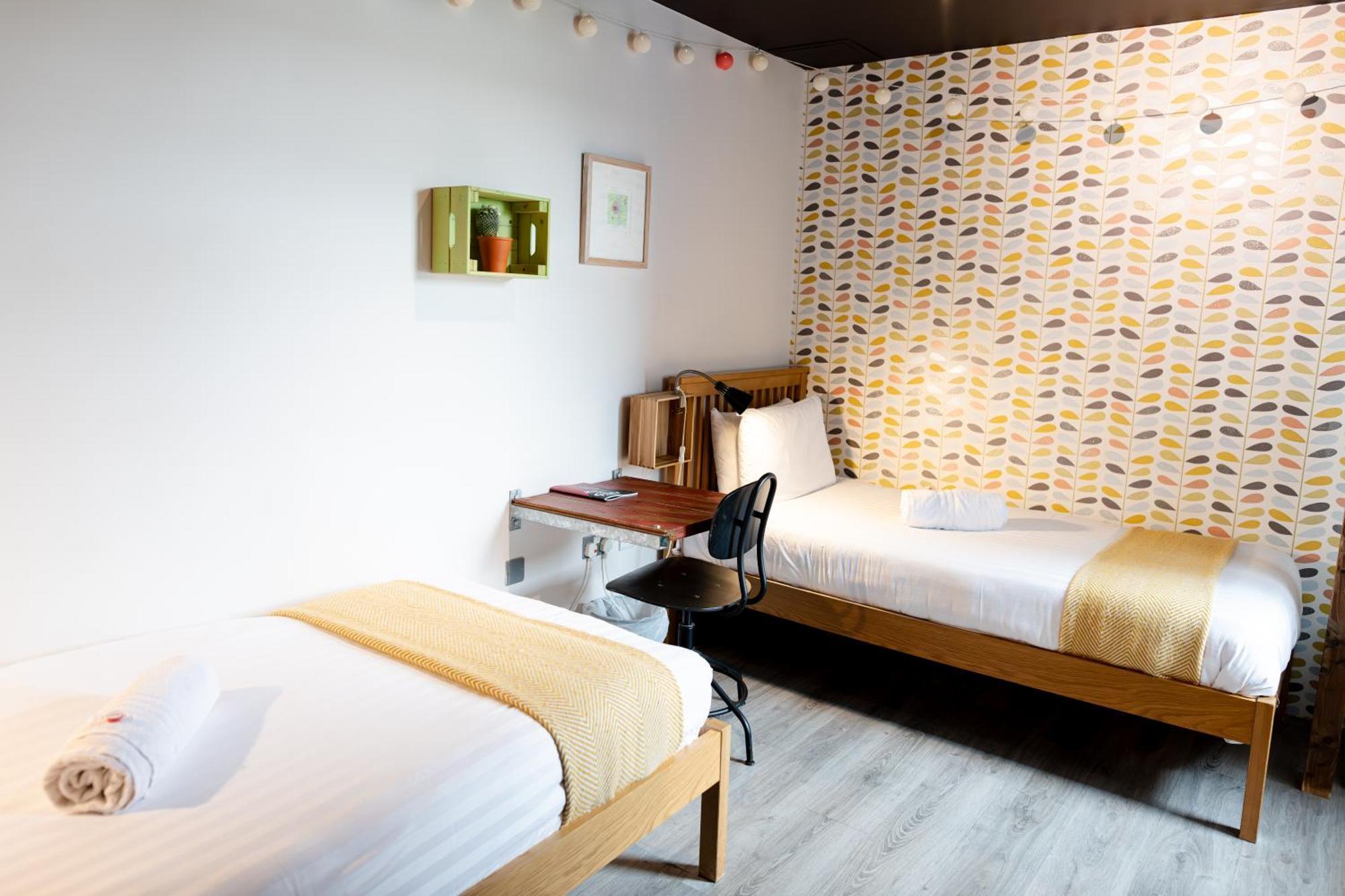 The Nest Boutique Hostel Galway Exterior foto