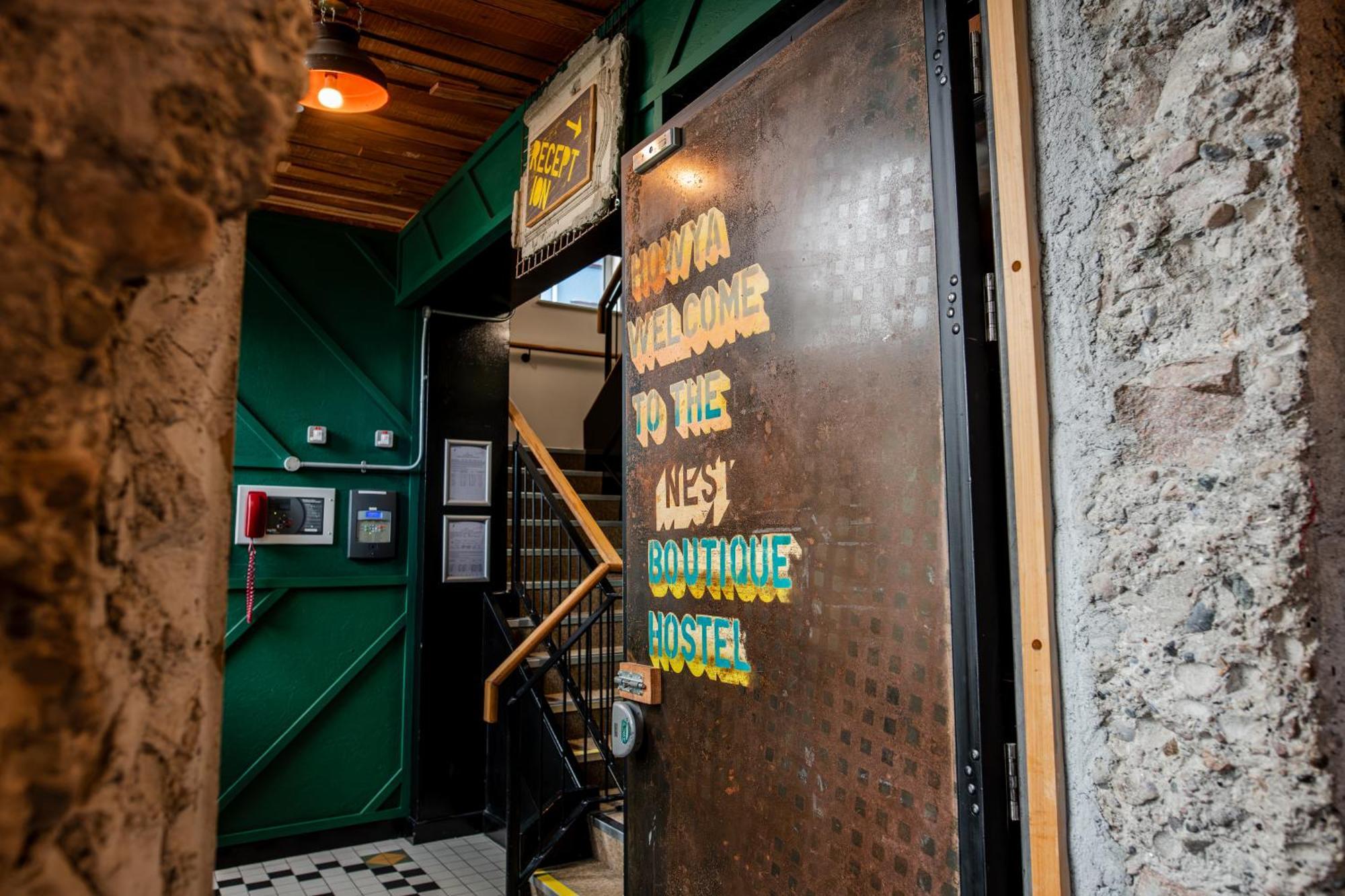 The Nest Boutique Hostel Galway Exterior foto