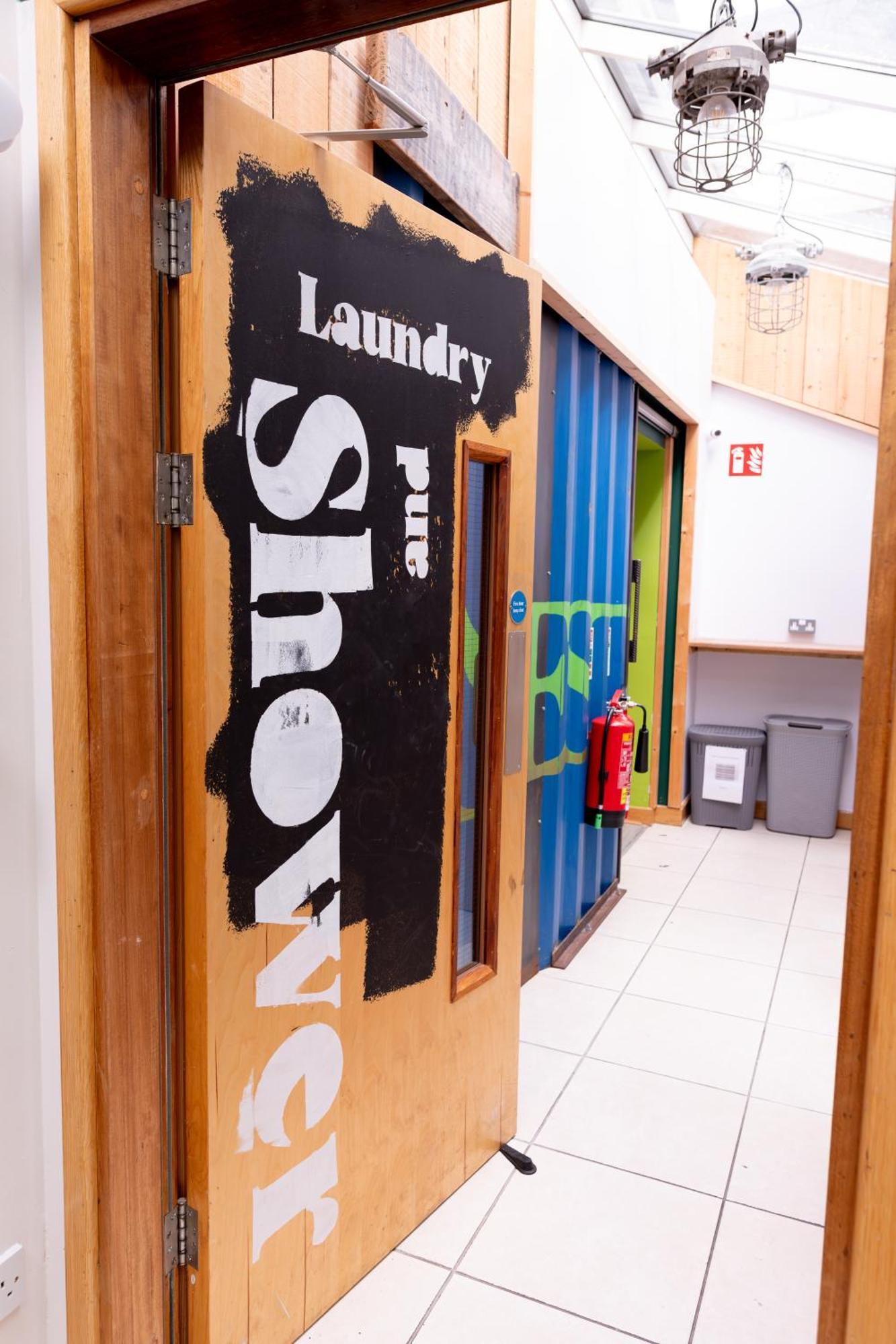 The Nest Boutique Hostel Galway Exterior foto